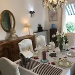Eden Pierre Apartment *